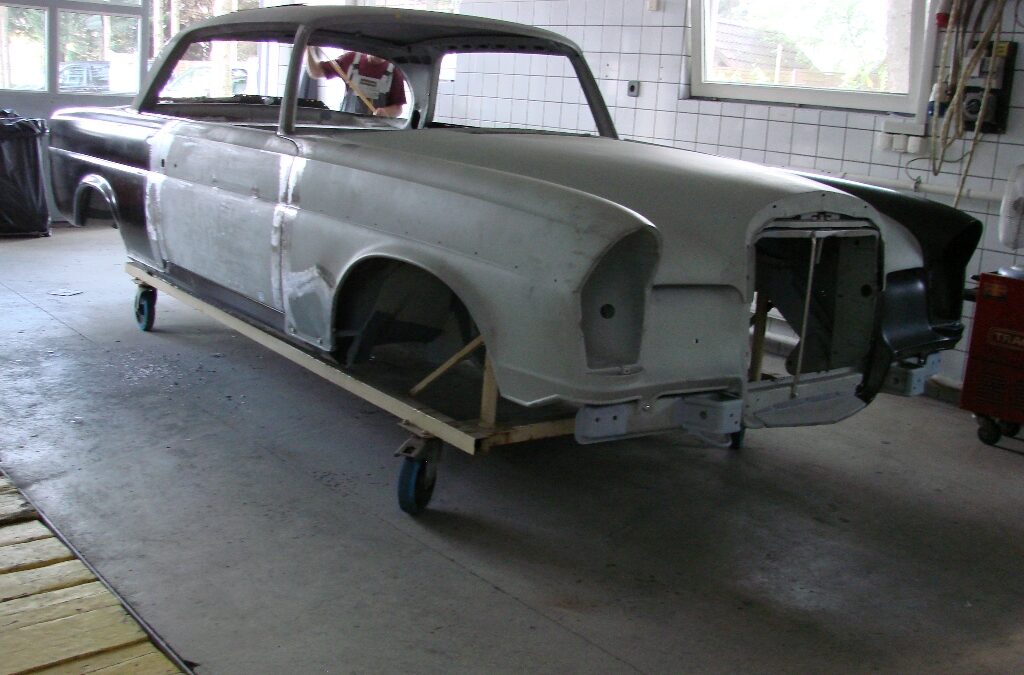 Mercedes-Benz 111 Coupe karosszéria #8